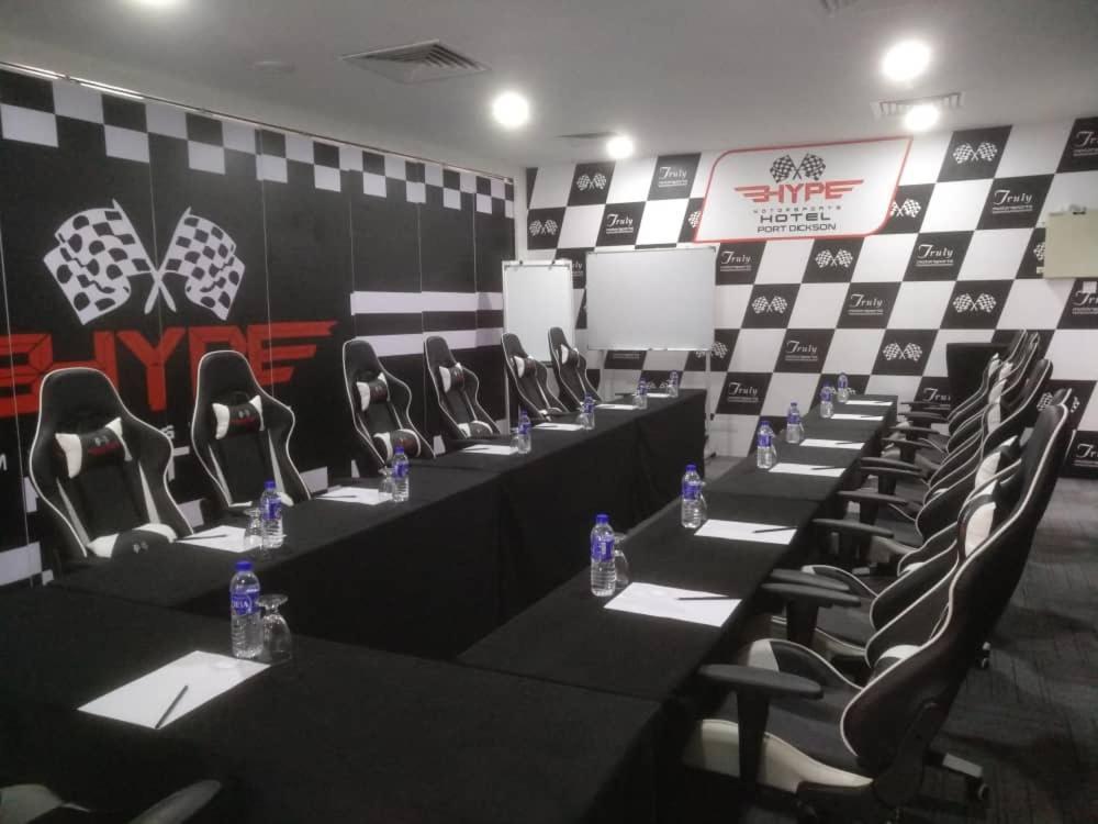 Hype Motorsports Hotel Port Dickson Eksteriør bilde